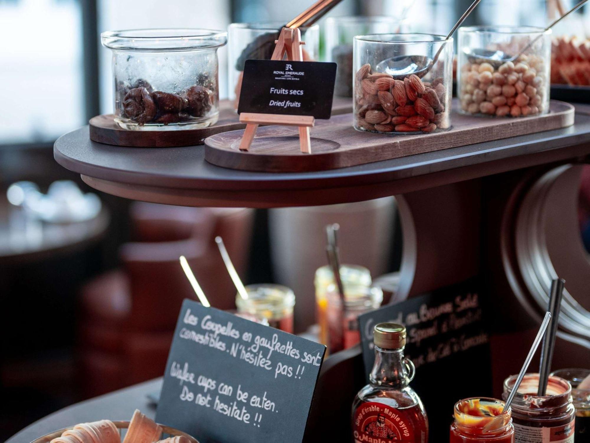 Royal Emeraude Hotel Dinard - Mgallery Collection Luaran gambar